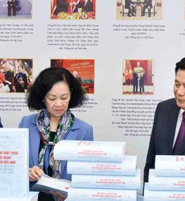Sách của TBT Nguyễn Phú Trọng: 