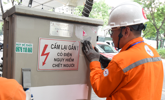 EVNHANOI khuyến cáo các hộ kinh doanh lựa hình thức quảng cáo phù hợp