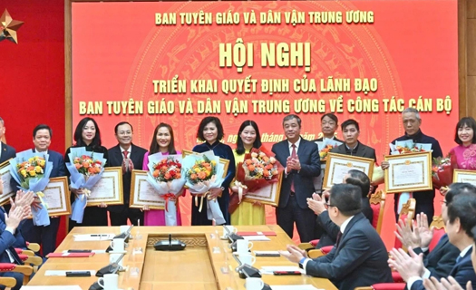 Nhiều vụ trưởng của Ban Tuyên giáo và Dân vận Trung ương xin nghỉ hưu trước tuổi