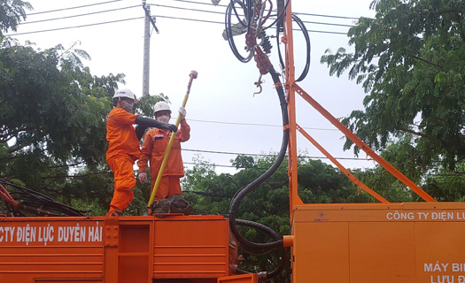 EVNHCMC sẵn sàng các phương án ứng phó với bão Noru