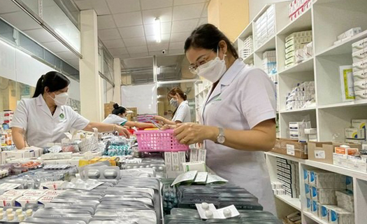 Miệt mài đấu thầu thuốc, thiết bị y tế bao năm qua, tiết kiệm được những gì?