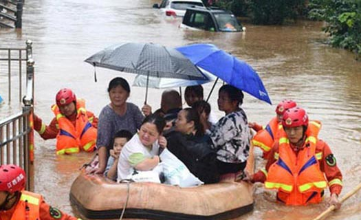 Chuyên gia giải mã về mưa lũ nghiêm trọng ở Trung Quốc