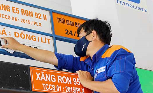 Nhân tố nào tác động đến mục tiêu kiềm chế lạm phát?