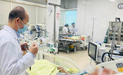 Nhiều ca cúm mùa biến chứng nặng, có cả người trẻ