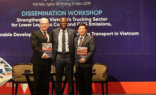 Phát triển vận tải thủy để giảm chi phí logistics