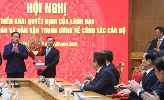 Ban Tuyên giáo và Dân vận T.Ư công bố quyết định của Bộ Chính trị về nhân sự