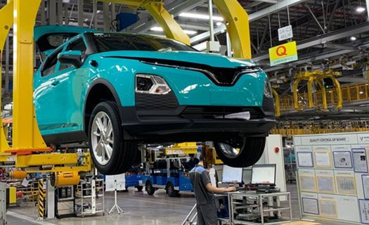 Giấc mơ 30 năm nội địa hóa và câu chuyện tự lực tự cường