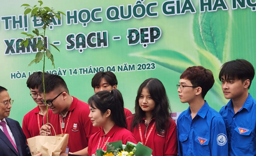 Thủ tướng: ĐHQGHN phải trở thành nơi hội tụ nhà khoa học của Việt Nam và thế giới