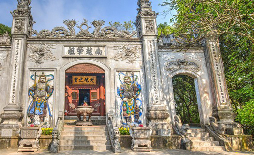 Dâng hương Giỗ Tổ tại Đền Hùng vào sáng nay