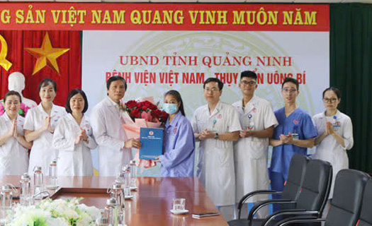 Người bệnh ghép thận đầu tiên tại Bệnh viện Việt Nam-Thuỵ Điển Uông Bí được xuất viện