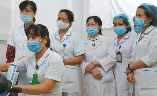Bệnh viện Phụ sản Trung ương chuyển giao kỹ thuật y tế nâng cao cho bác sĩ Sơn La