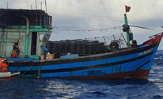 Phản đối lệnh cấm đánh bắt cá ngang ngược của Trung Quốc
