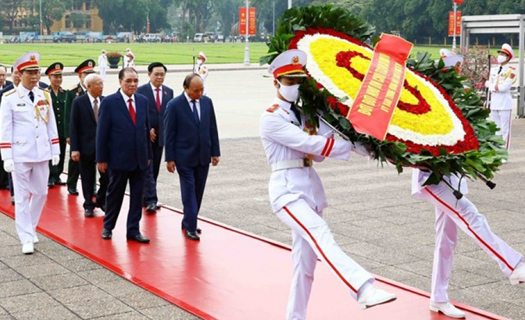 Lãnh đạo Đảng, Nhà nước vào Lăng viếng Chủ tịch Hồ Chí Minh
