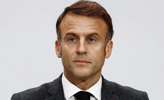Tổng thống Pháp Emmanuel Macron đối mặt với áp lực từ chức