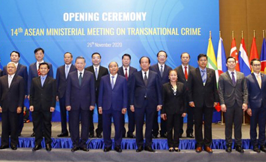 Thủ tướng: ASEAN đối mặt 