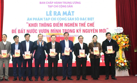 Tạp chí Cộng sản ra mắt ấn phẩm đặc biệt về khơi thông điểm nghẽn