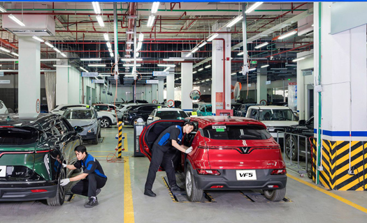 Chủ xe chia sẻ về trải nghiệm VVIP tại xưởng dịch vụ VinFast