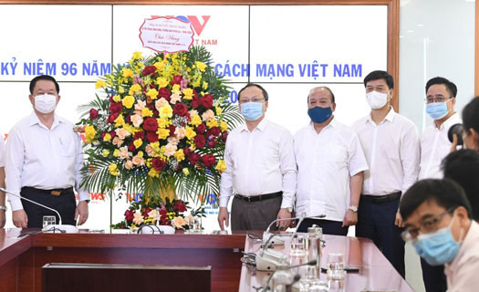 Trưởng Ban Tuyên giáo Trung ương chúc mừng VOV nhân Ngày Báo chí Cách mạng Việt Nam