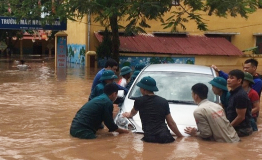 Lý giải nguyên nhân gây mưa lớn hiếm gặp ở miền Bắc thời gian qua