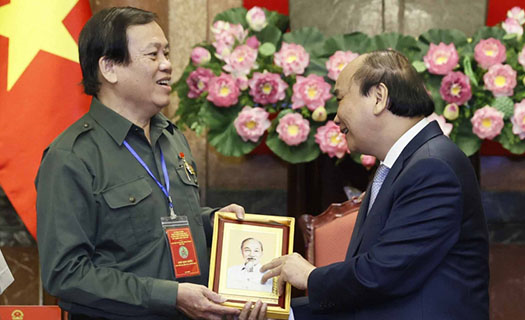 Chủ tịch nước: Cần nhân lên mạnh mẽ tấm gương sáng cựu Thanh niên xung phong