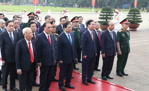 Lãnh đạo Đảng, Nhà nước viếng Chủ tịch Hồ Chí Minh và các Anh hùng liệt sỹ