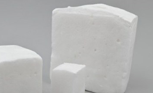 Trung Quốc phát triển bọt biển có khả năng loại bỏ 99,8% hạt vi nhựa khỏi nước