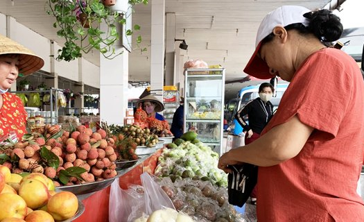 Cá không để dưới ao, gạo phải vào luồng xanh