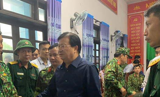Phó Thủ tướng Trịnh Đình Dũng trực tiếp chỉ đạo cứu nạn tại thủy điện Rào Trăng 3